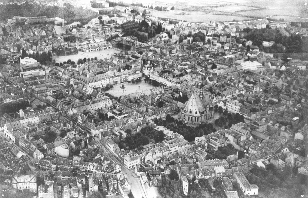 Luftbild der Hanauer Innenstadt aus dem Jahr 1928 